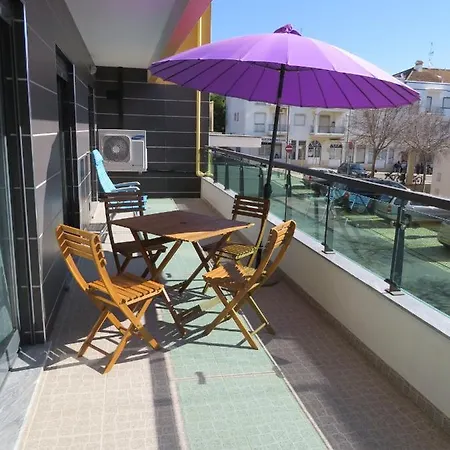 Apartamento T2 Em Condomínio Privado Com Piscina – Manta Rota *