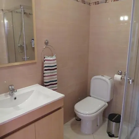 Apartamento T2 Em Condomínio Privado Com Piscina – Manta Rota *